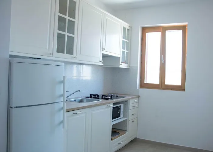 Buga In Center Of Apartman *
